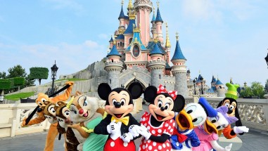Disneyland Brugge: Masal Dünyasının Kapılarını Aralayın
